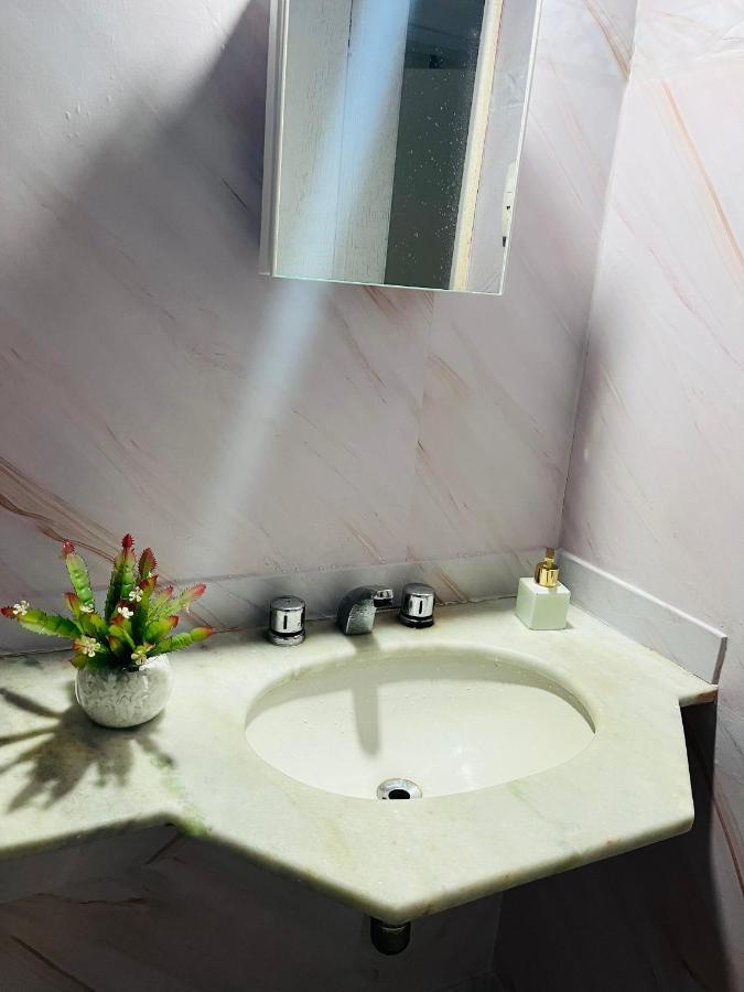 Apartamento Para Temporada Em Copacabana, Perto Da Praia * 里约热内卢